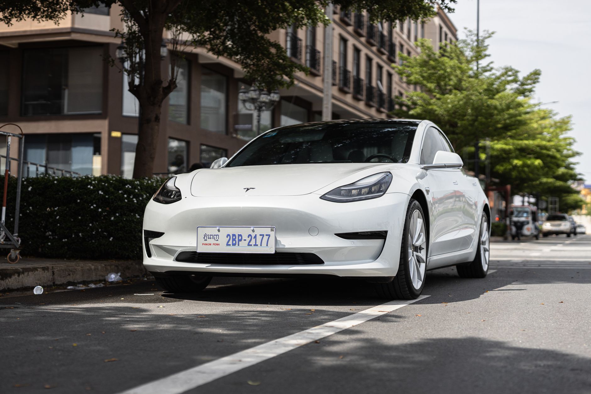 Tesla Model 3 — keramika